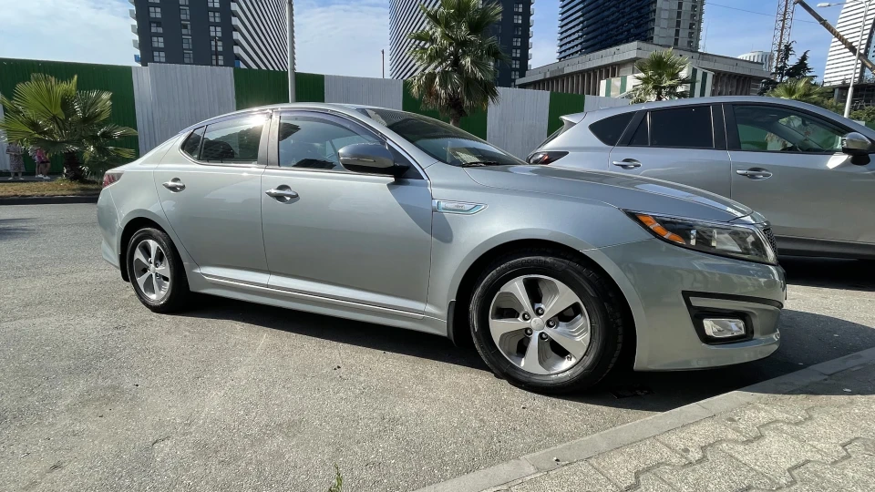 KIA Optima Hybrid Rest Economist