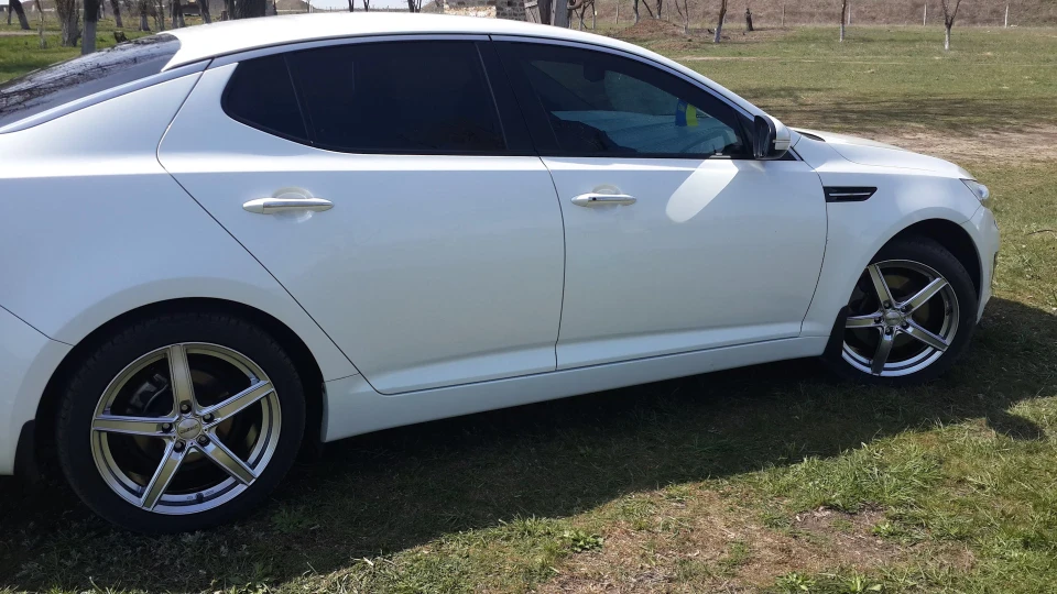 KIA Optima 2