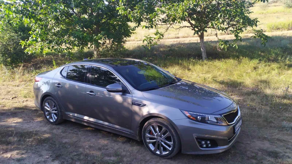 KIA Optima 2.0 TURBO 2