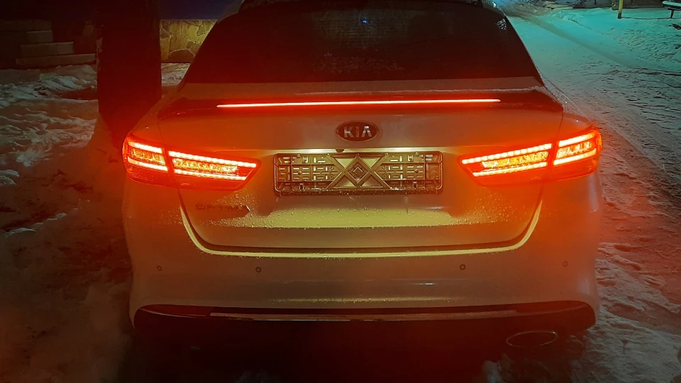 KIA Optima 2.4 EX "American dream" 5