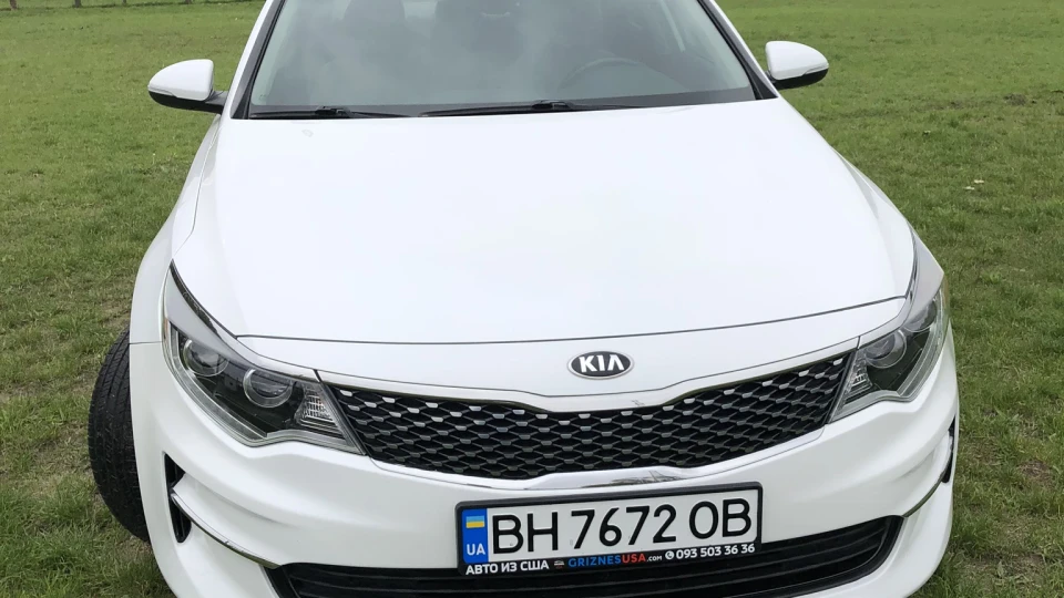 KIA Optima 2.4 EX American Girl 2