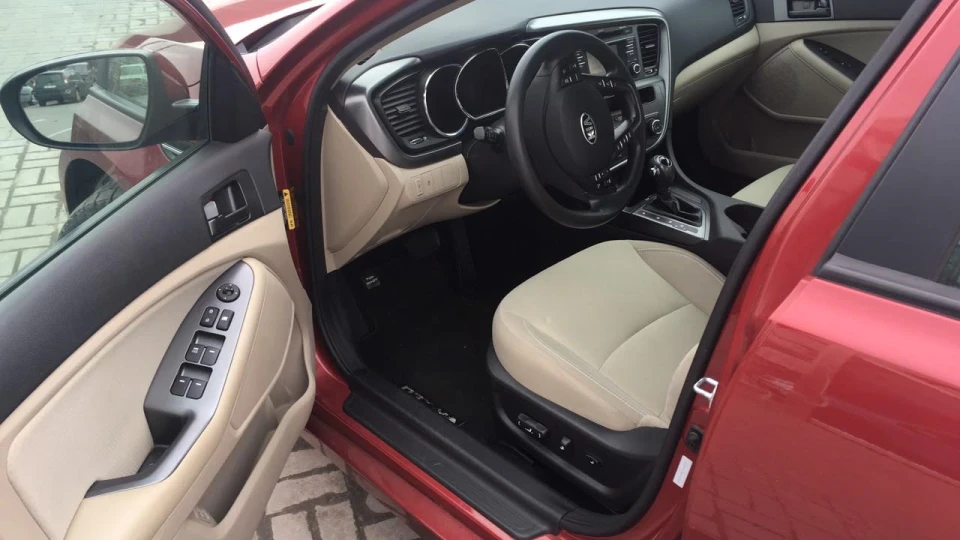 KIA Optima 2.4L DOHC GDI 2