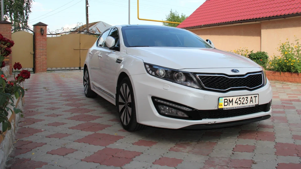 KIA Optima БІЛОСНІЖКА