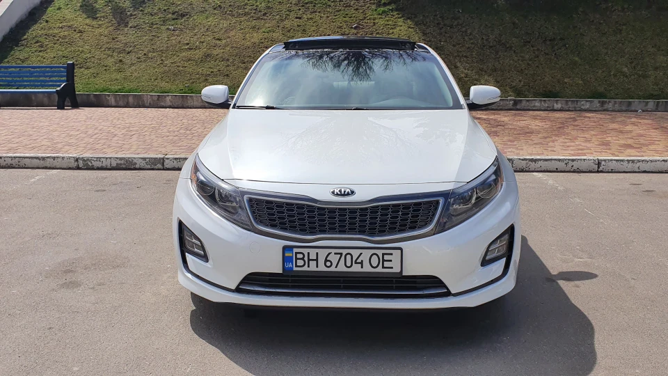 KIA Optima Hybrid rest Full 3