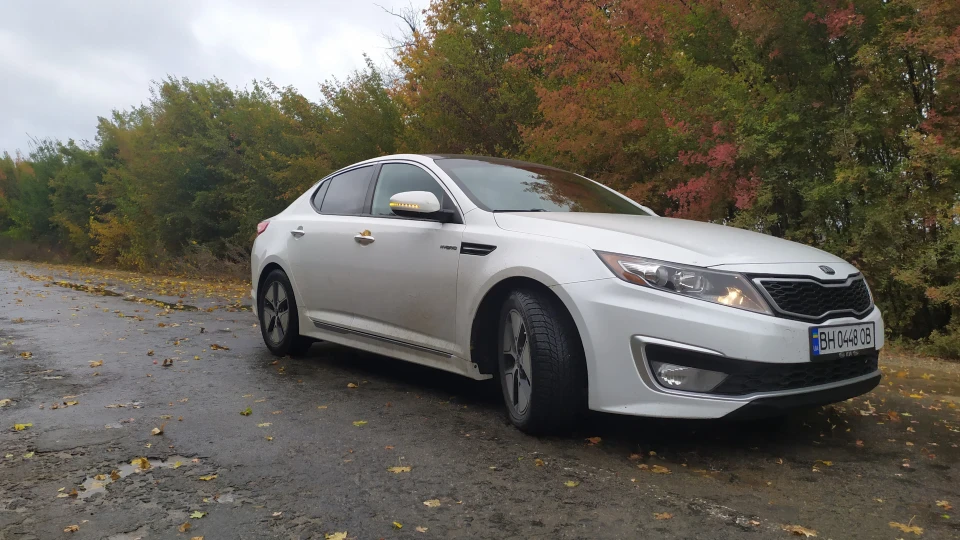 KIA Optima ~~~Lady in White~~~ 2