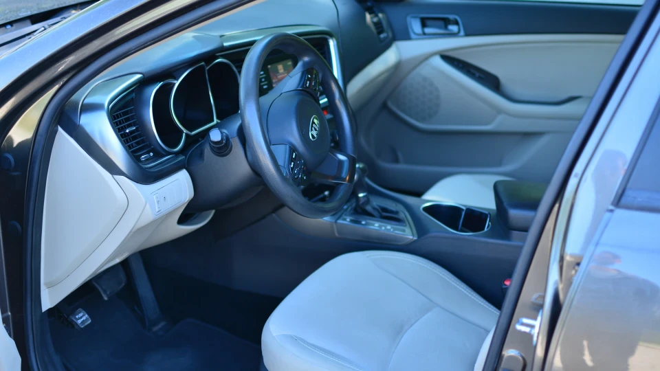 KIA Optima LX 3