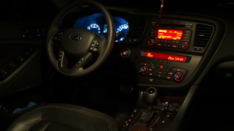 KIA Optima Mantra inside me