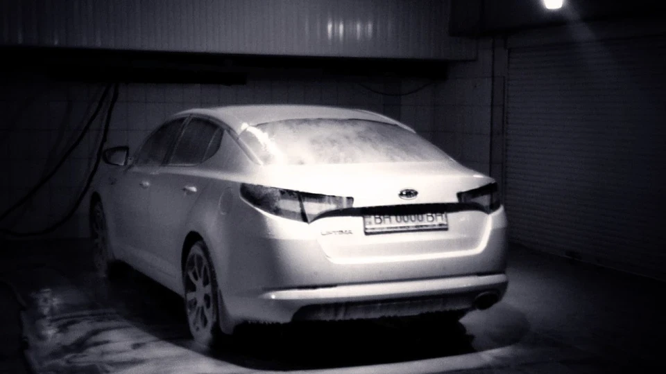 KIA Optima Pearl White ! 3