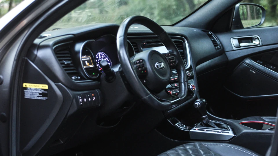 KIA Optima SX Limited 274 HP 4