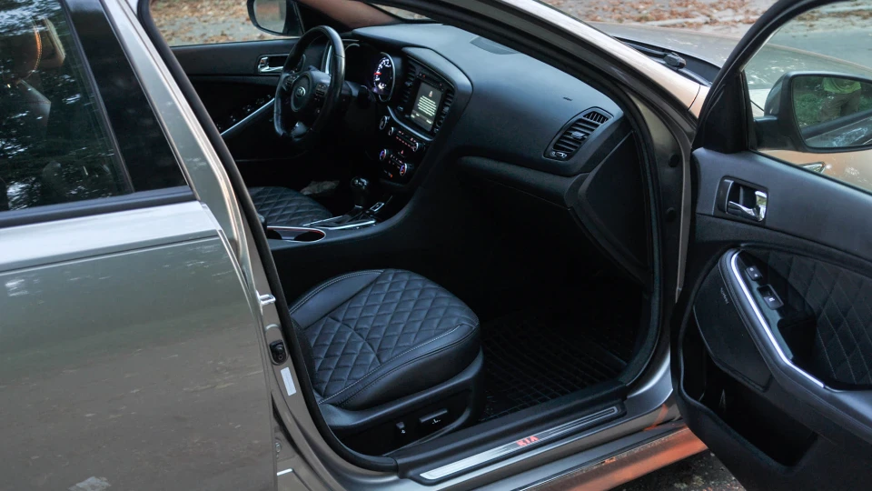 KIA Optima SX Limited 274 HP 5