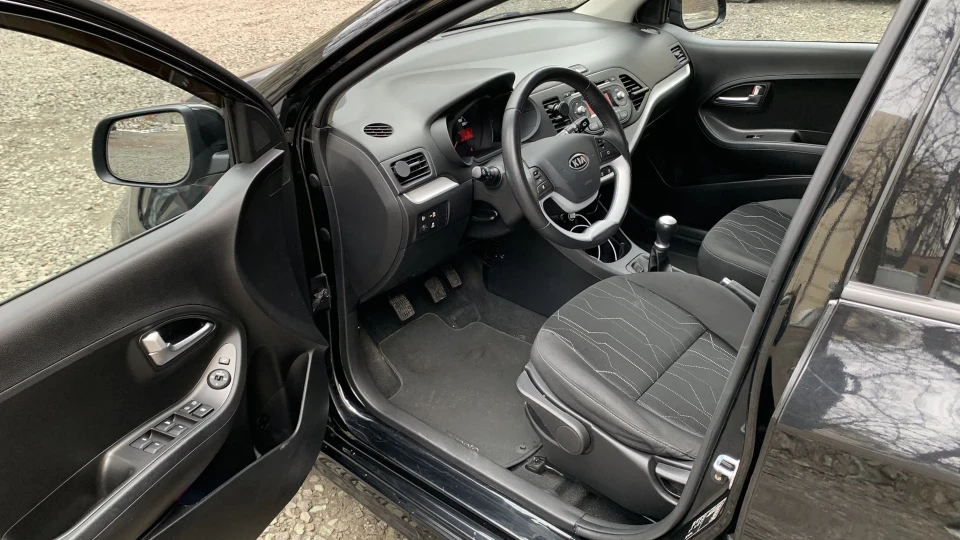 KIA Picanto 🖤 4