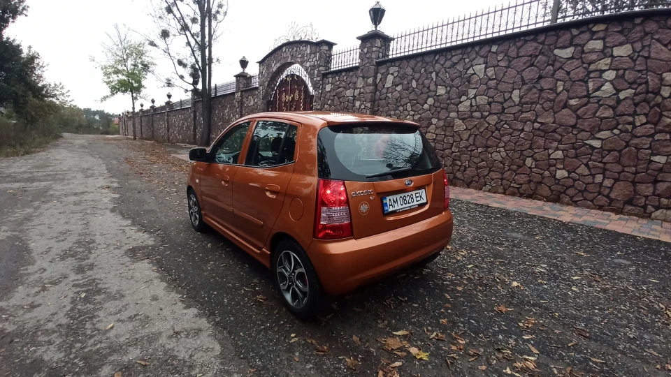 KIA Picanto Спраглий