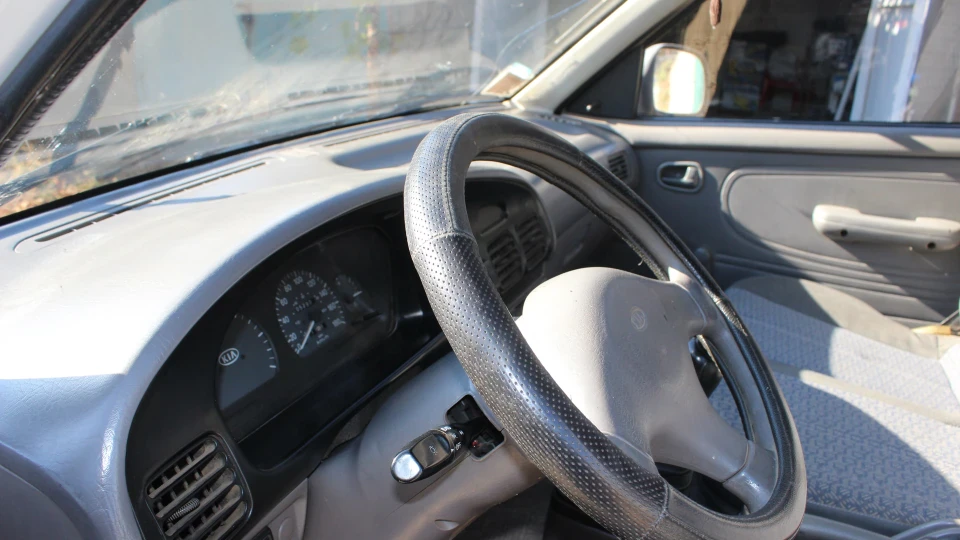 KIA Pregio 5