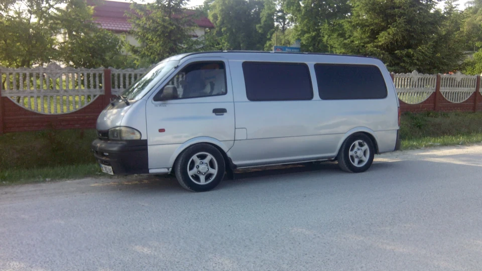 KIA Pregio Dark 3