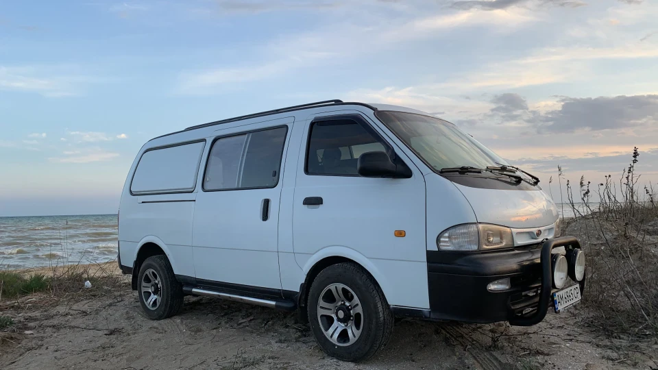 KIA Pregio VANLIFE 4
