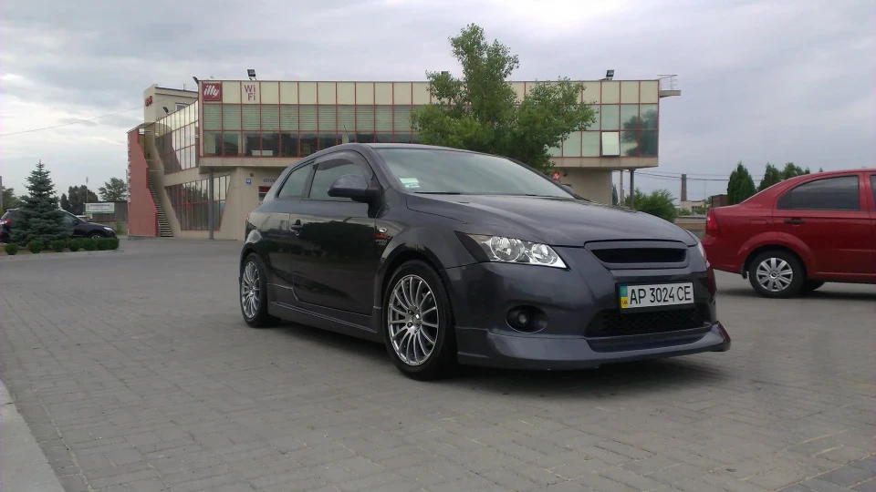 KIA Pro_Ceed 4