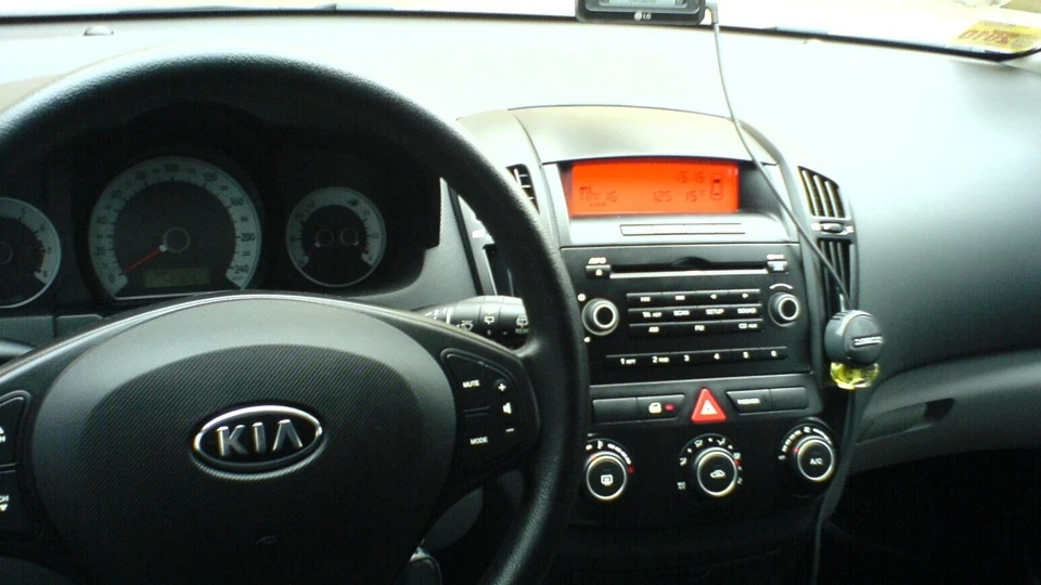 KIA Pro_Ceed 4
