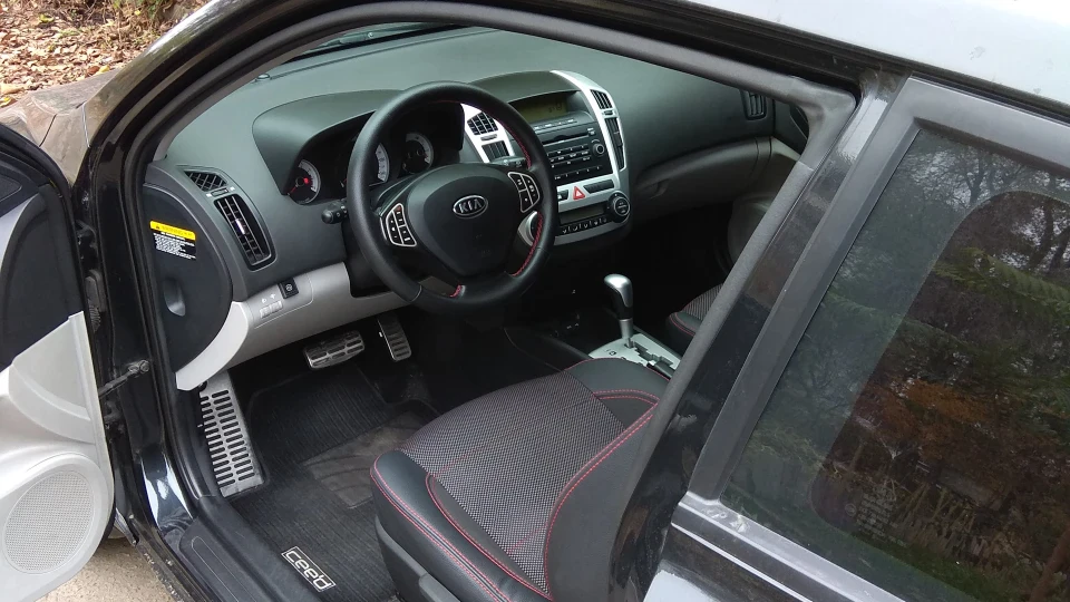 KIA Pro_Ceed 2,0л, автомат 5