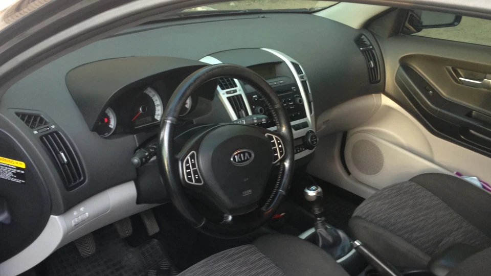 KIA Pro_Ceed чорна стріла 5