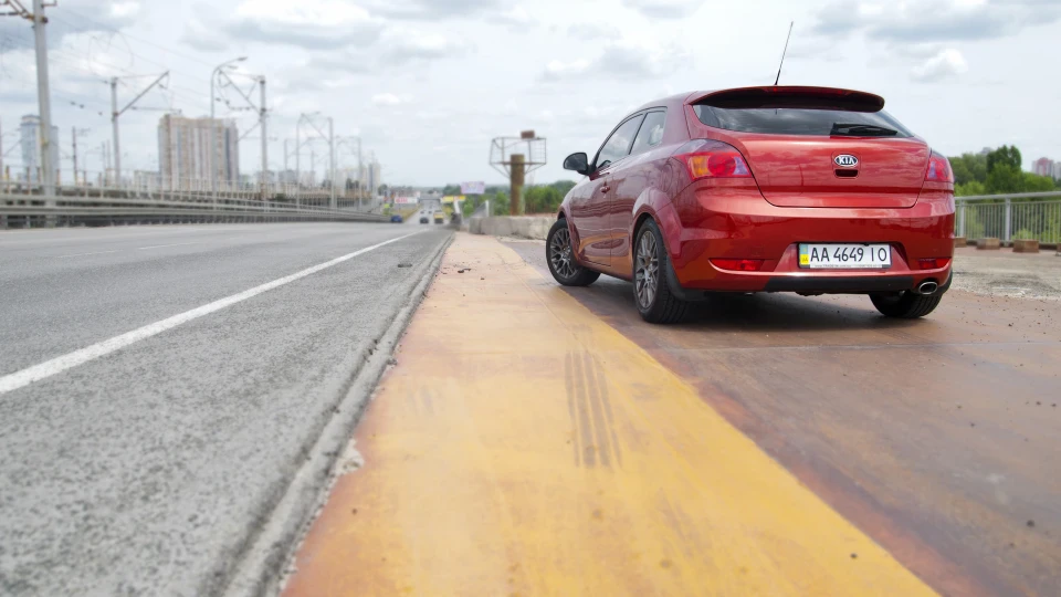 KIA Pro_Ceed Mars Red 2