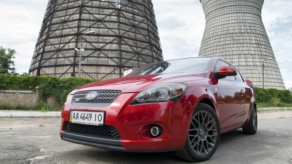 KIA Pro_Ceed Mars Red 4