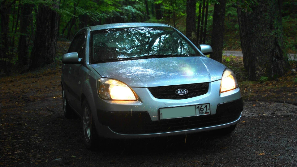 KIA Rio 5-door JB 2