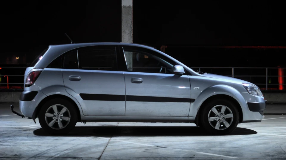 KIA Rio 5-дверний не 2.0 турбо 2