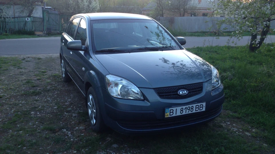 KIA Rio 5-дверний ОНА ) 2