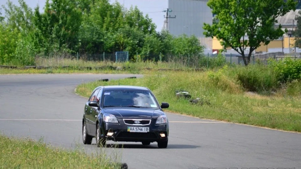 KIA Rio 5-door PRND2L 3