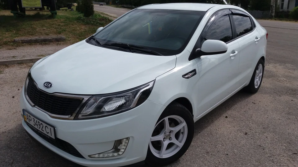 KIA Rio 4