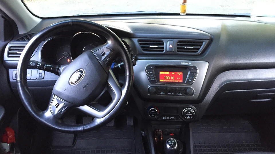 KIA Rio 5