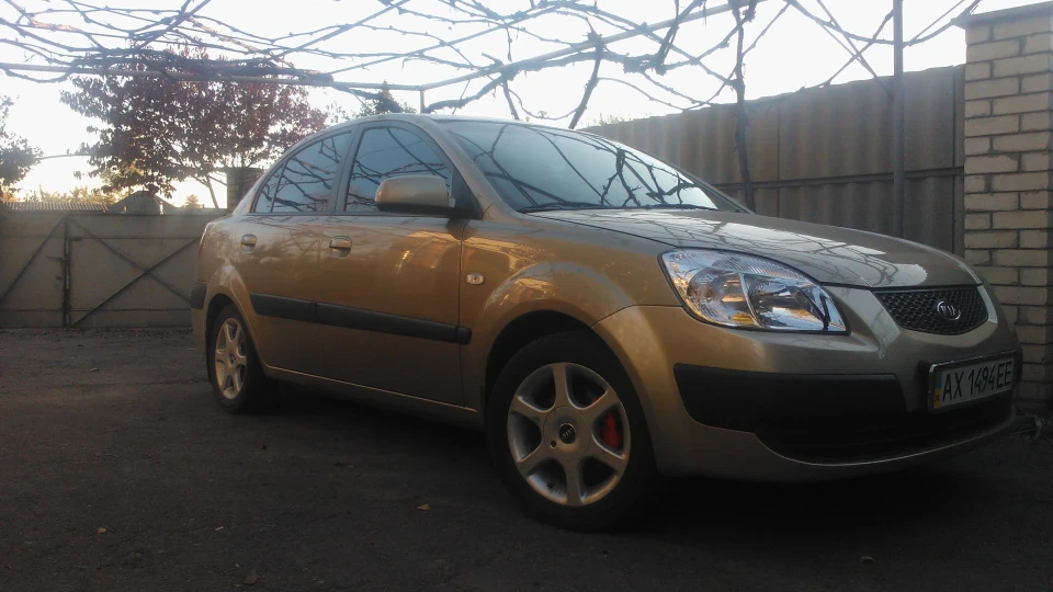 KIA Rio 5