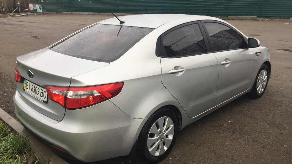 KIA Rio 4