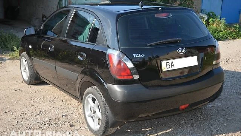 KIA Rio 4