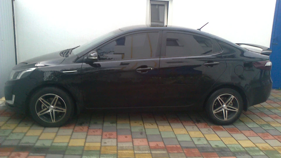 KIA Rio 4