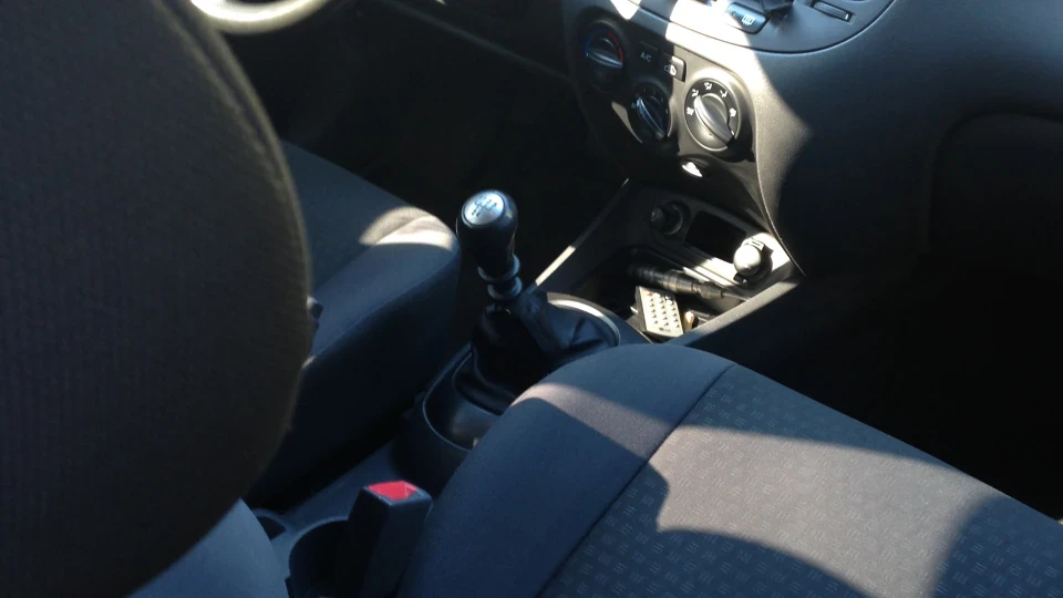 KIA Rio 1.4i 16v 4