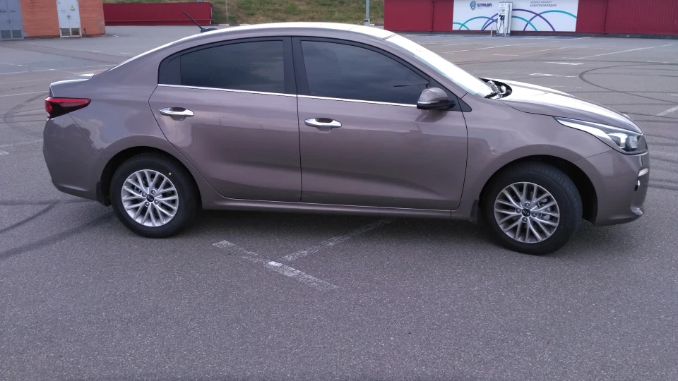 KIA Rio 1.6 AT Prestige