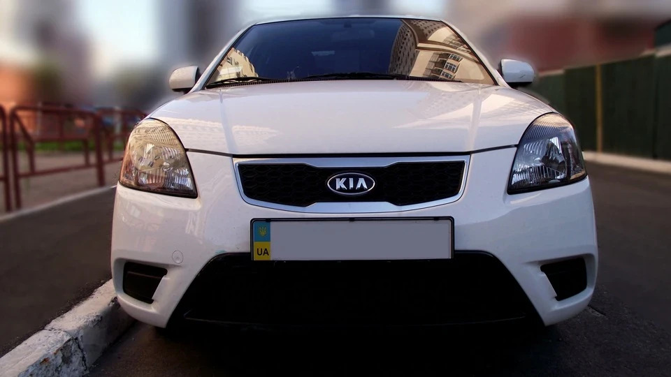 KIA Rio Black&White 2