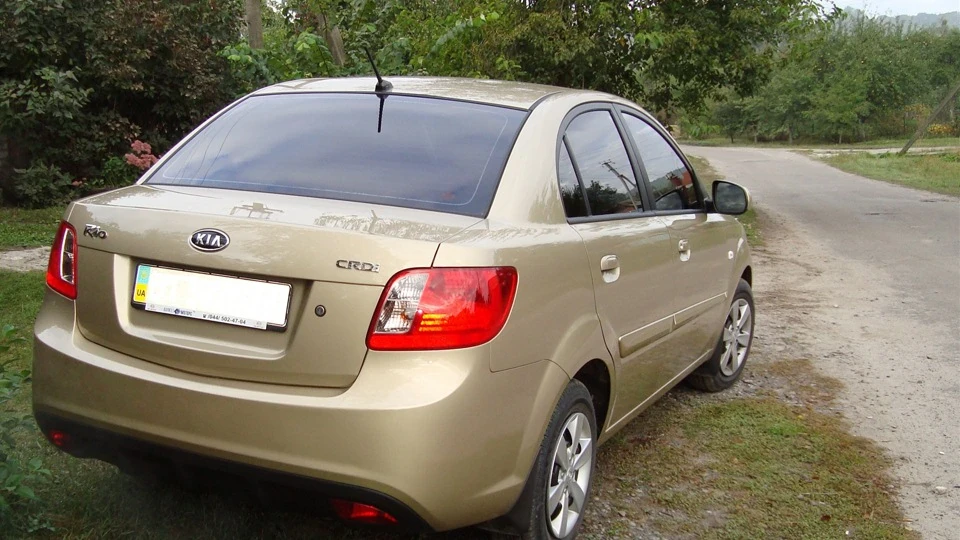 KIA Rio CRDi Бежевая Ракета!!! 2