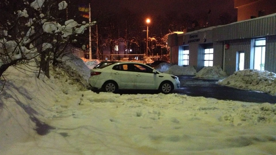 KIA Rio Cristal White 3
