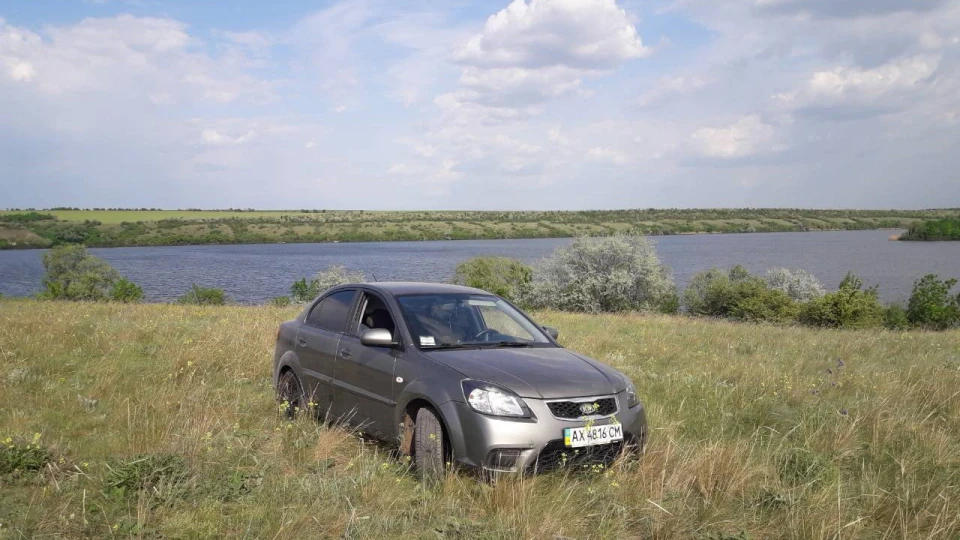 KIA Rio Цивільний повоз 3