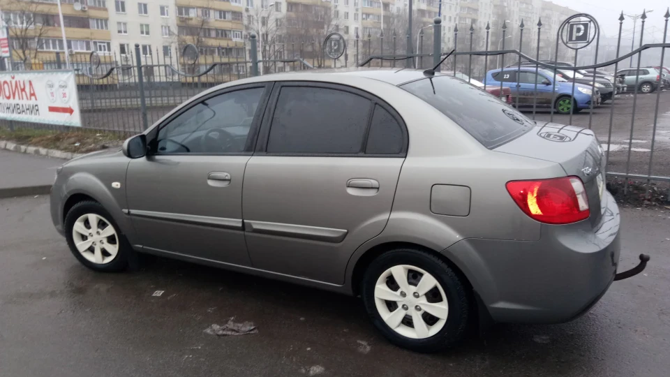 KIA Rio Цивільний повоз 5
