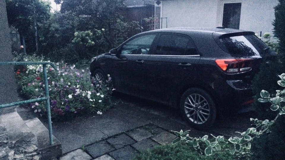 KIA Rio Prestige 4