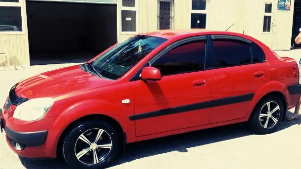 KIA Rio Red