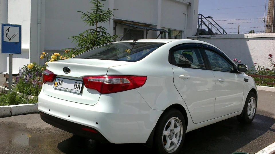 KIA Rio Risha 5