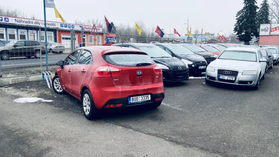 KIA Rio UB