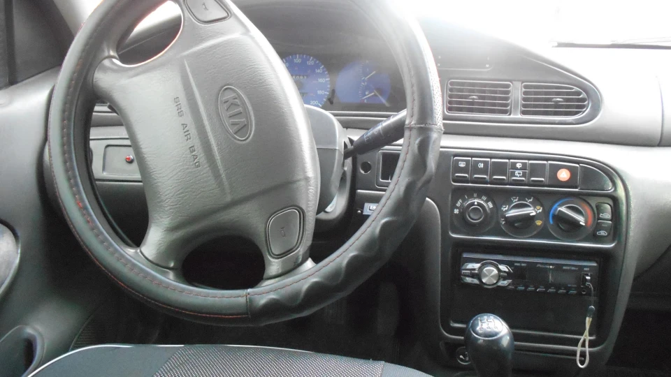 KIA Sephia 2