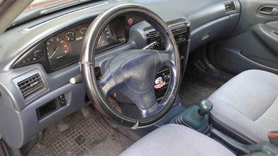KIA Sephia 5