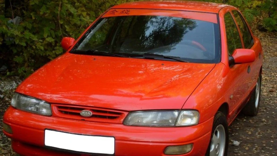 KIA Sephia 1.5 8V B5