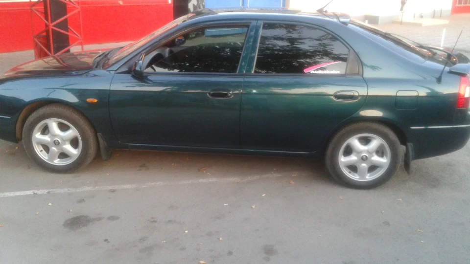 KIA Shuma